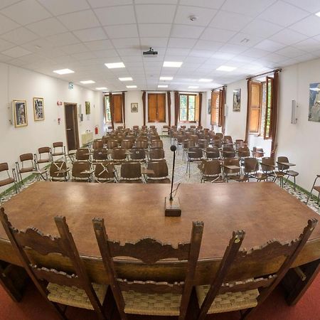 מלון לה ורנה Casa Perferie “Pastor Angelicus” מראה חיצוני תמונה